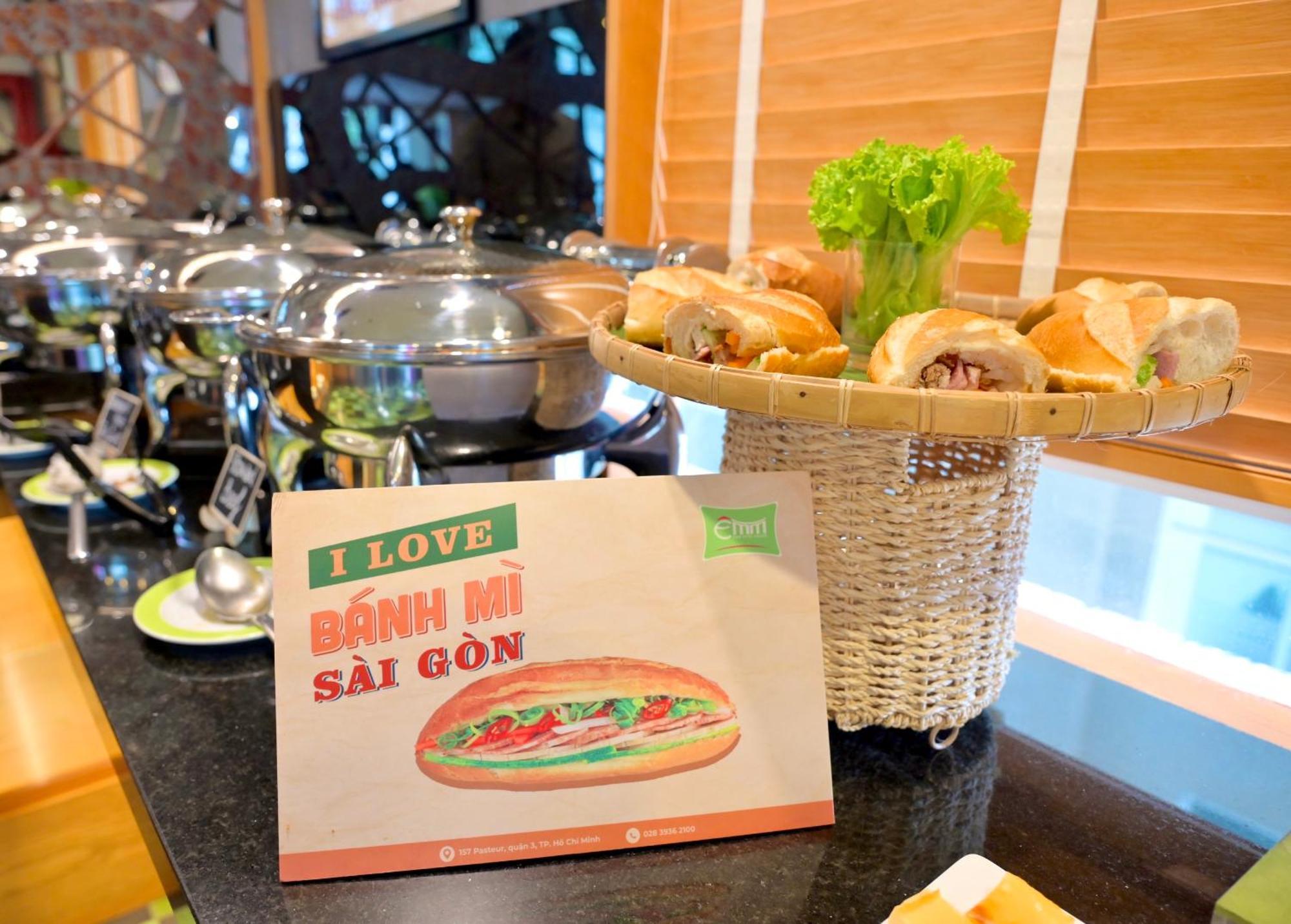 Emm Hotel Saigon Ho Şi Min Dış mekan fotoğraf